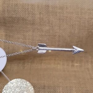 ARROW STATEMENT NECKLACE